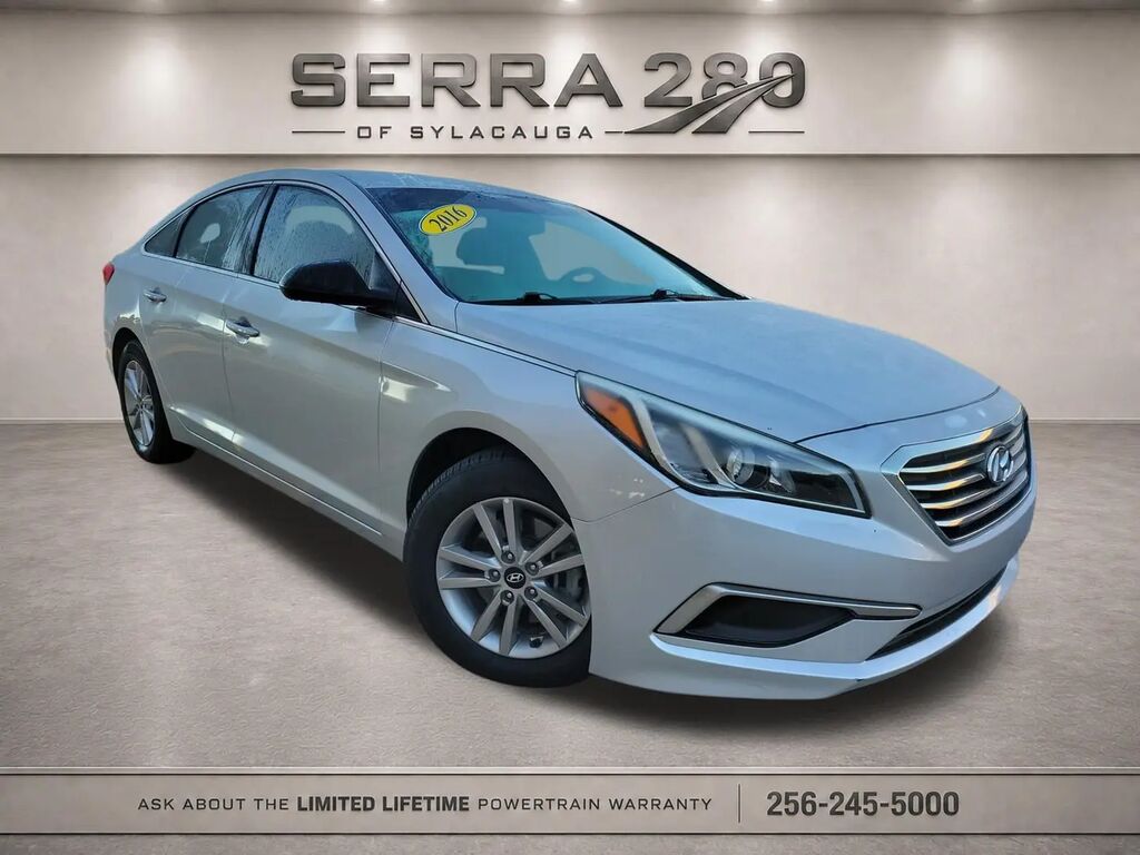 2016 Hyundai SONATA SE — photo 1 of 13