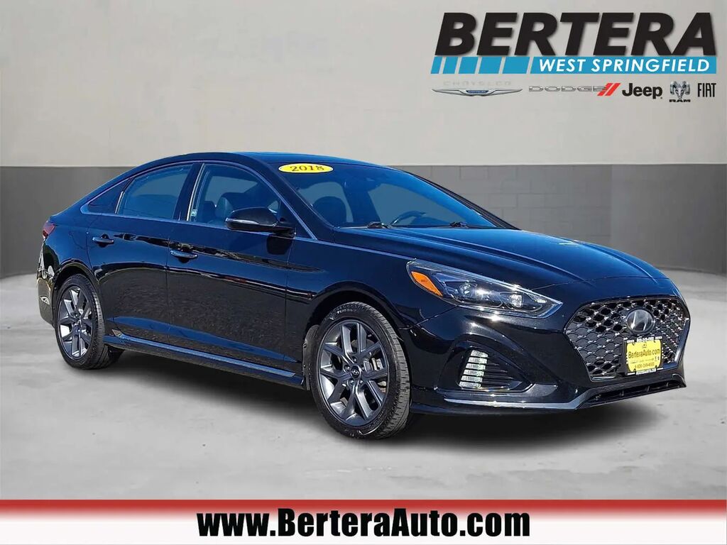 2018 Hyundai SONATA Limited 2.0T+ — photo 1 of 13
