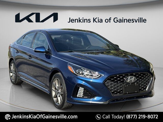 2018 Hyundai Sonata Sport 2.0T — photo 1 of 13