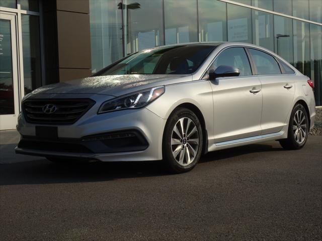 2016 Hyundai SONATA Sport — photo 1 of 26