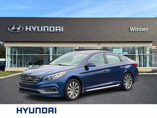 2017 Hyundai SONATA Sport — photo 1 of 11