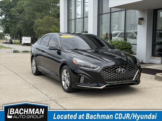 2018 Hyundai SONATA Limited — photo 1 of 37