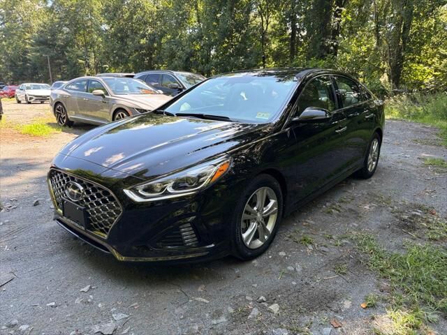 2019 Hyundai SONATA Limited — photo 1 of 15