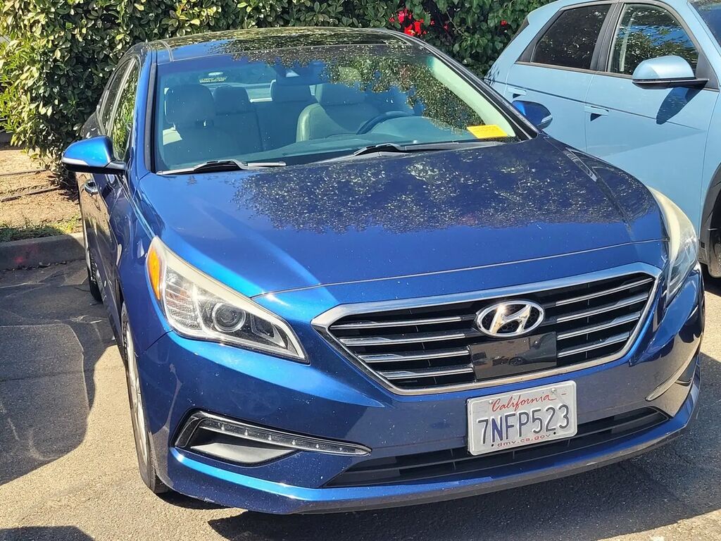 2015 Hyundai SONATA Limited — photo 1 of 3