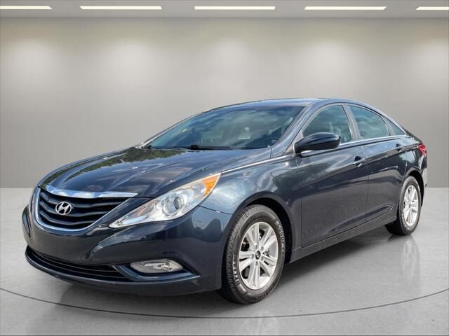 2013 Hyundai SONATA GLS — photo 1 of 26