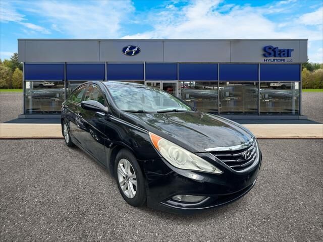 2013 Hyundai SONATA GLS — photo 1 of 8