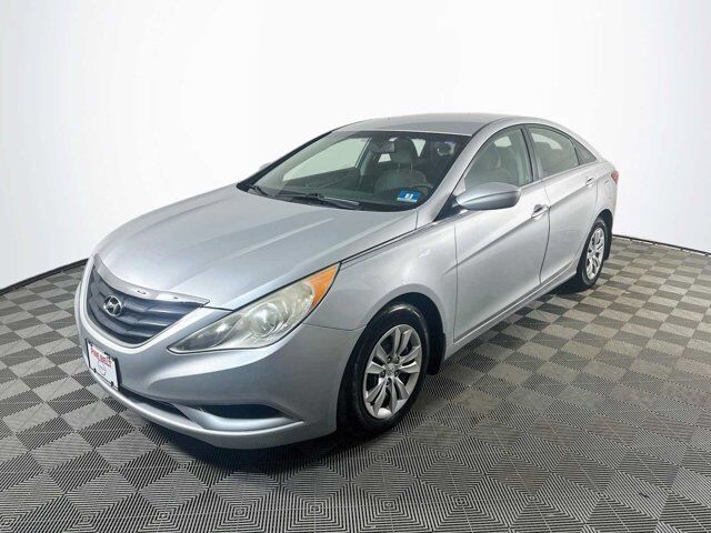 2012 Hyundai Sonata GLS PZEV — photo 1 of 1