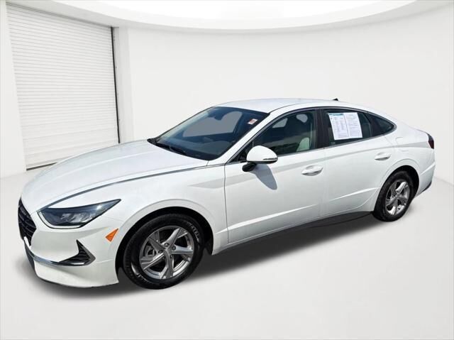 2022 Hyundai SONATA SE
