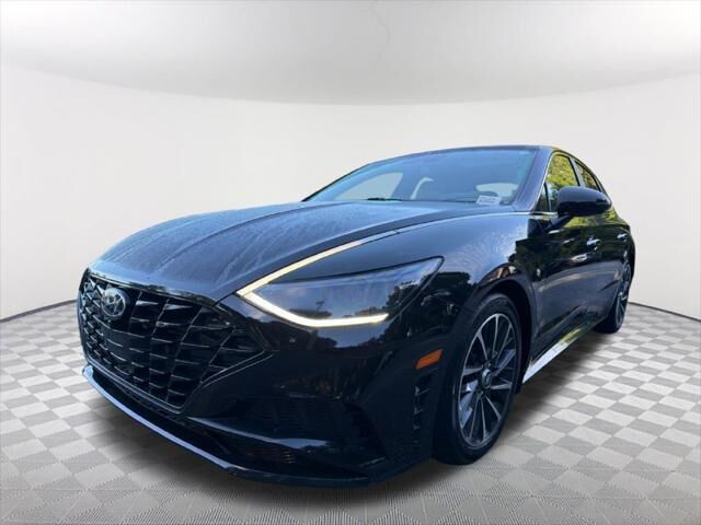 2021 Hyundai SONATA Limited — photo 1 of 13