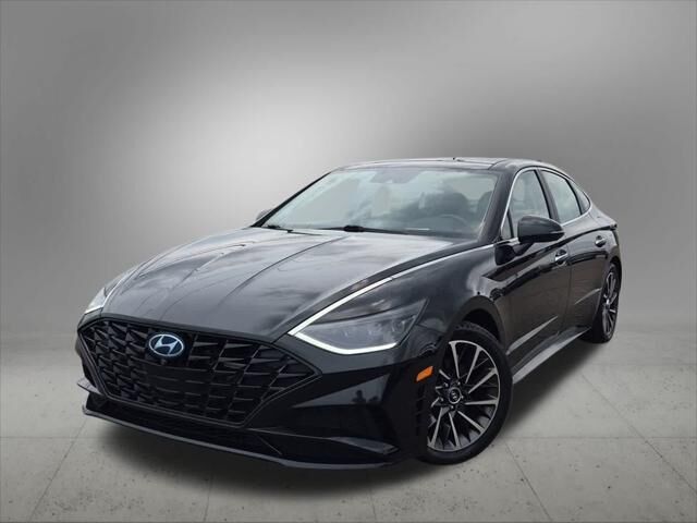 2020 Hyundai SONATA Limited — photo 1 of 13