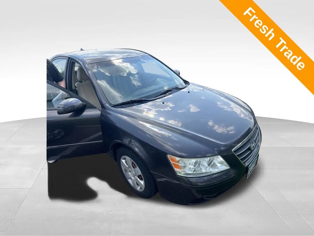 2010 Hyundai SONATA GLS — photo 1 of 6