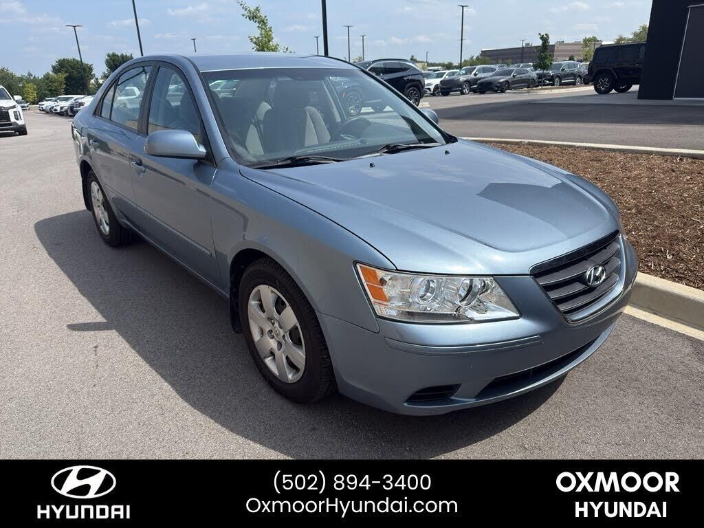 2010 Hyundai SONATA GLS — photo 1 of 1