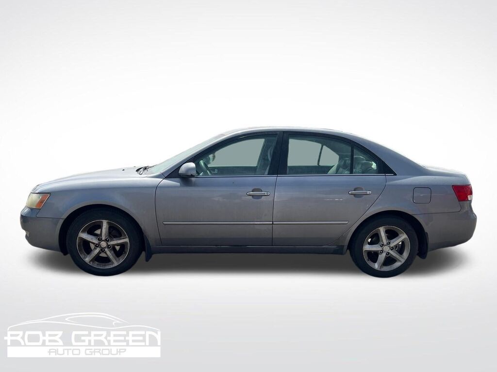 2008 Hyundai SONATA SE — photo 1 of 2