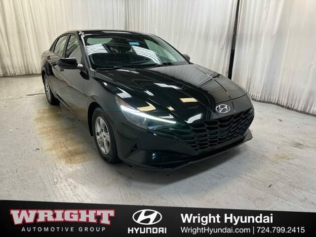 2023 Hyundai ELANTRA SE