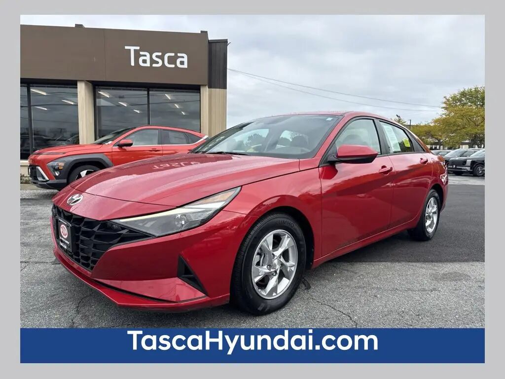 2023 Hyundai ELANTRA SE — photo 1 of 13