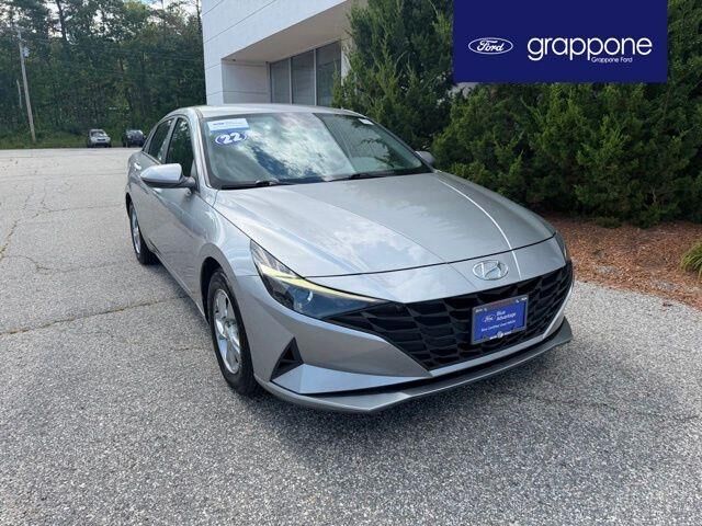 2022 Hyundai ELANTRA SE — photo 1 of 13