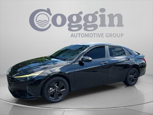2021 Hyundai ELANTRA SEL — photo 1 of 39