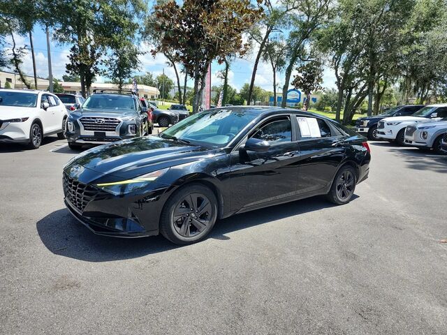 2021 Hyundai ELANTRA SEL