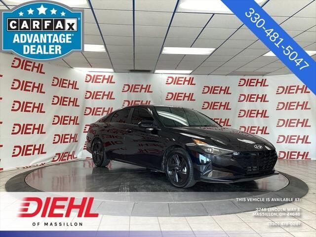 2022 Hyundai ELANTRA SEL