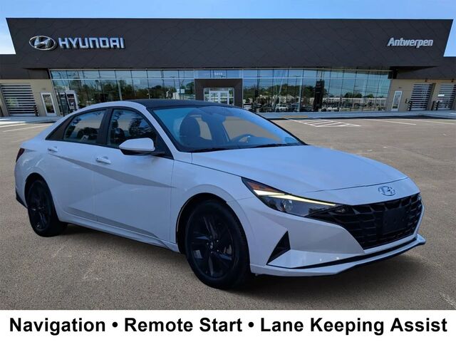 2023 Hyundai ELANTRA SEL