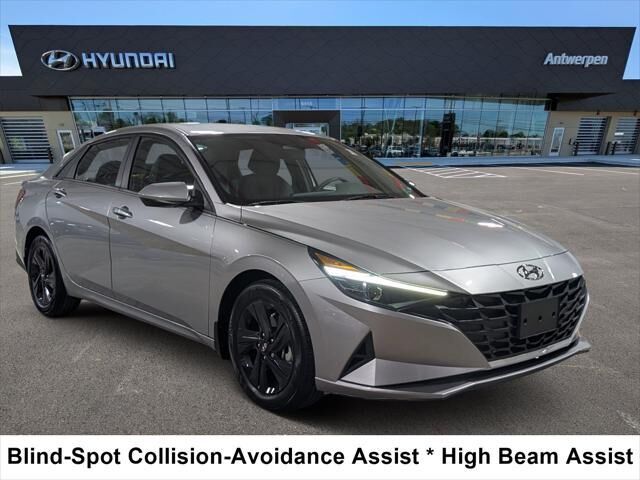 2023 Hyundai ELANTRA SEL