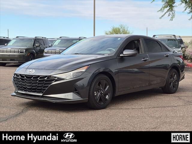 2023 Hyundai ELANTRA SEL — photo 1 of 13