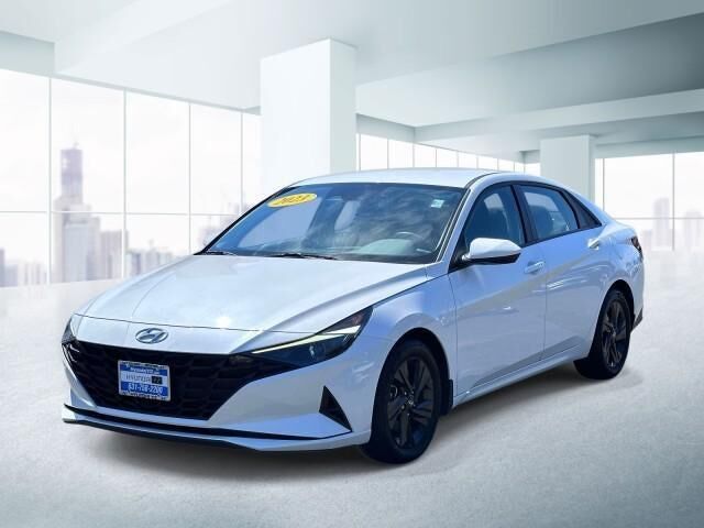 2023 Hyundai ELANTRA SEL — photo 1 of 13