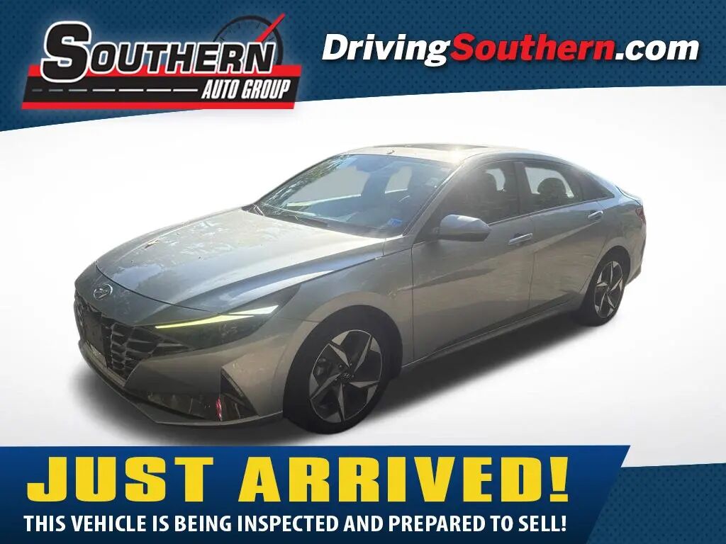 2022 Hyundai ELANTRA SEL — photo 1 of 7