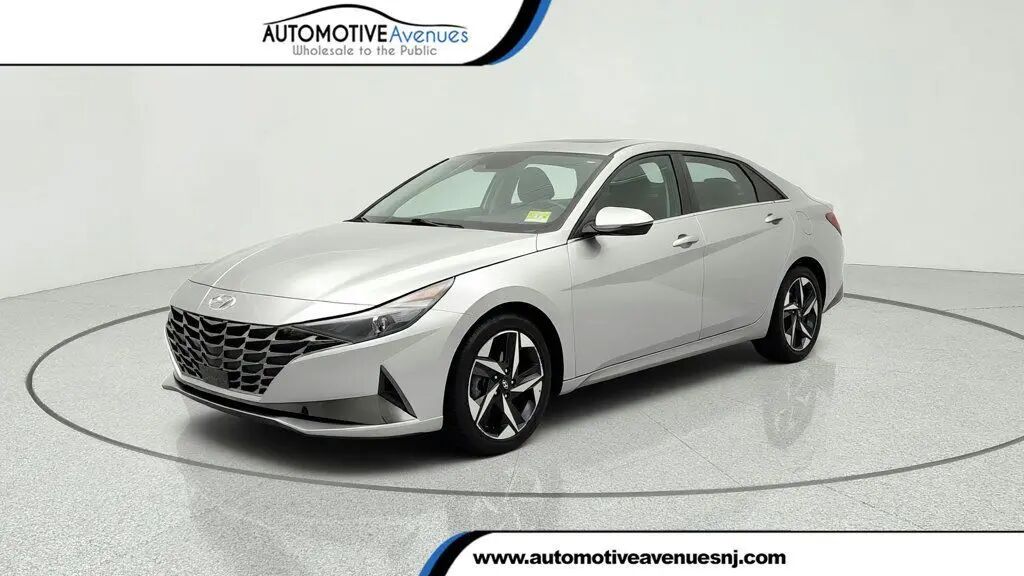 2021 Hyundai ELANTRA SEL — photo 1 of 1