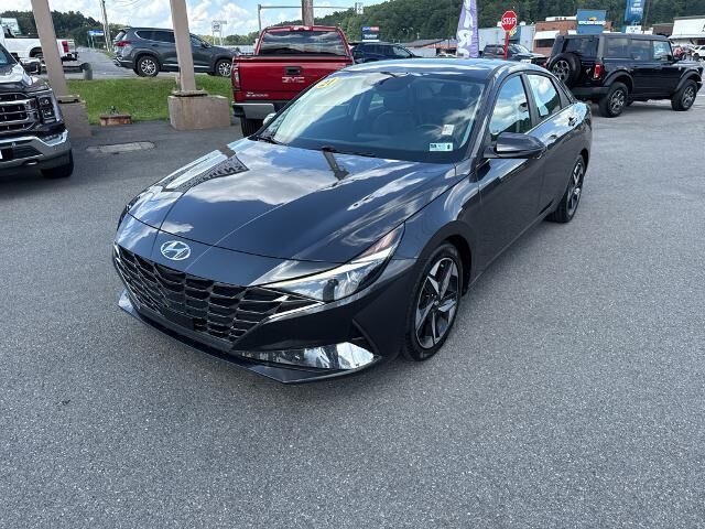 2021 Hyundai ELANTRA Limited