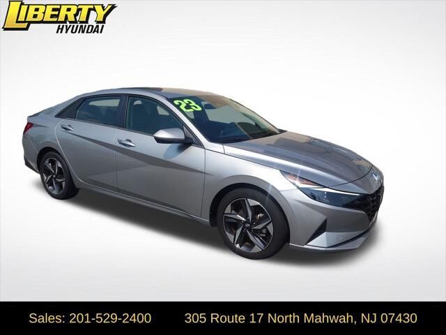 2023 Hyundai ELANTRA SEL
