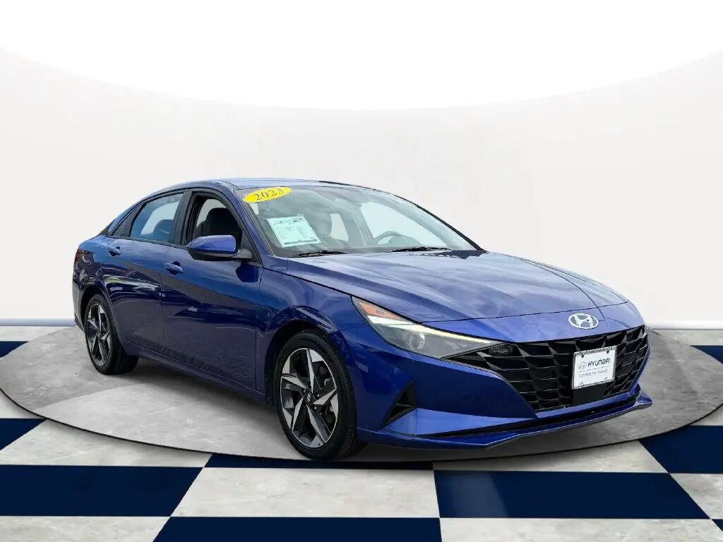 2023 Hyundai ELANTRA SEL — photo 1 of 13