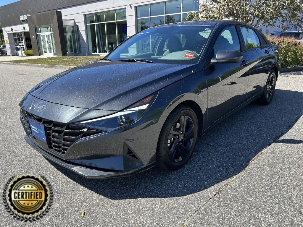 2021 Hyundai ELANTRA SEL — photo 1 of 13