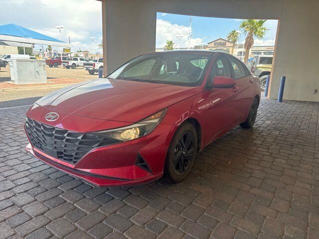 2021 Hyundai ELANTRA SEL — photo 1 of 16