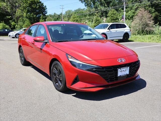 2022 Hyundai ELANTRA SEL — photo 1 of 103