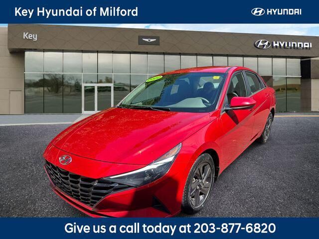 2022 Hyundai ELANTRA SEL — photo 1 of 33