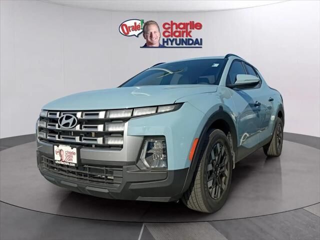 2025 Hyundai SANTA CRUZ SEL Activity — photo 1 of 10