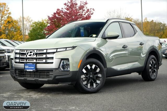 2025 Hyundai SANTA CRUZ SEL Activity