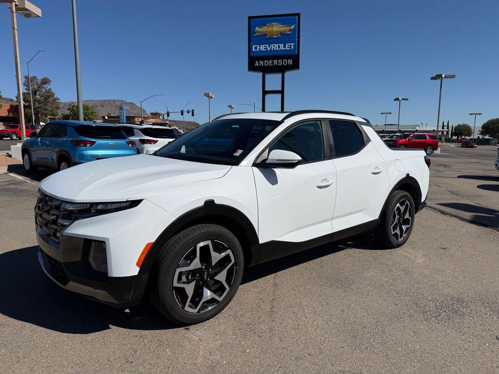 2023 Hyundai SANTA CRUZ Limited — photo 1 of 1