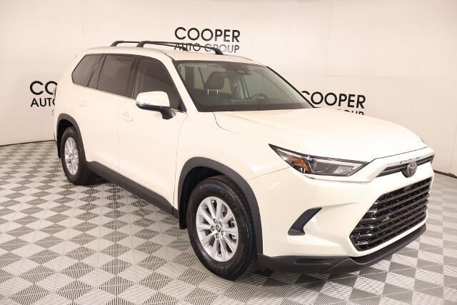 2024 Toyota Grand Highlander XLE — photo 1 of 39