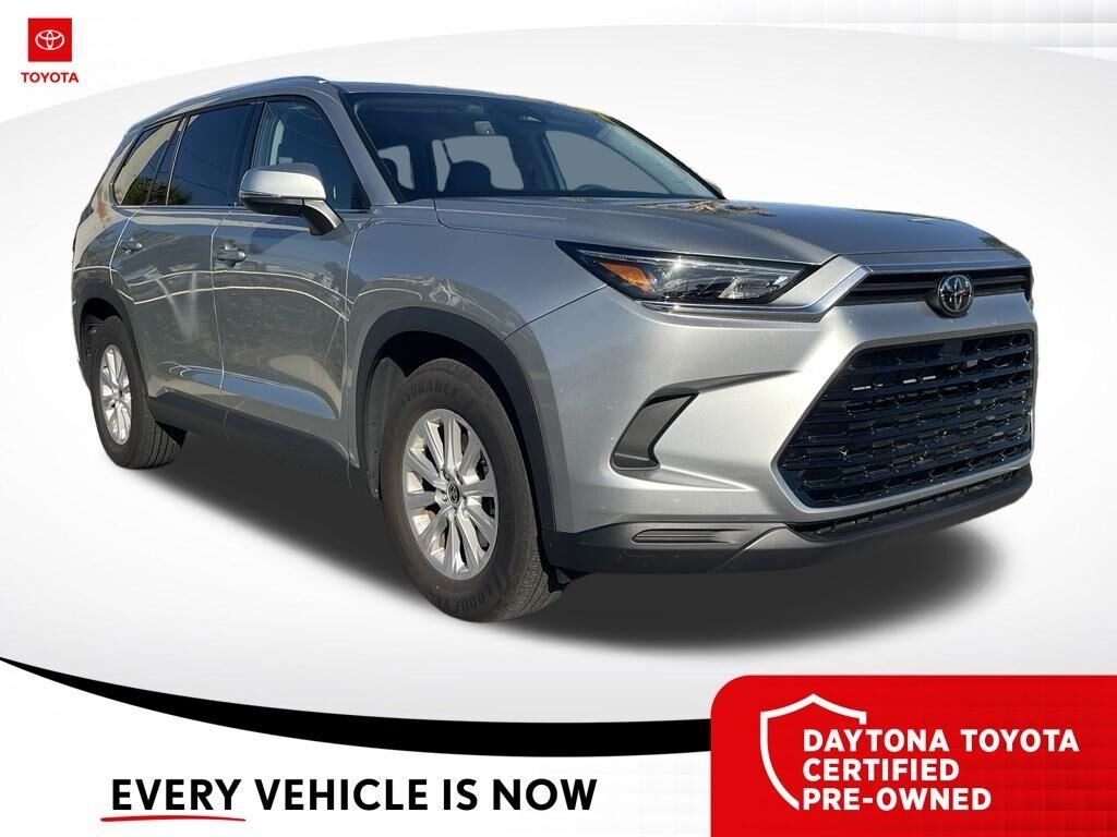 2026 Toyota Grand Highlander XLE — photo 1 of 10