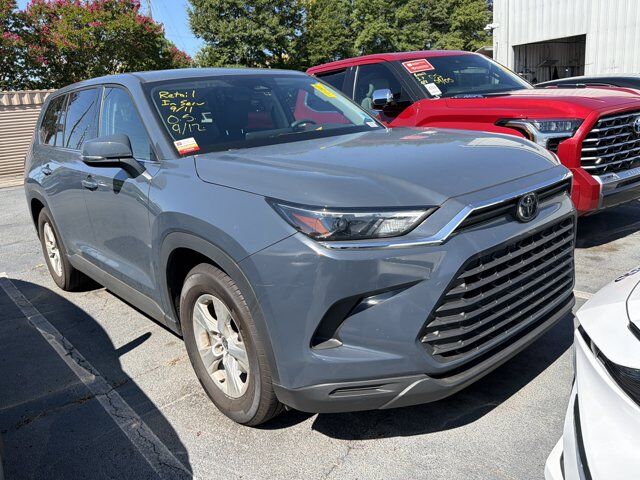 2025 Toyota Grand Highlander LE