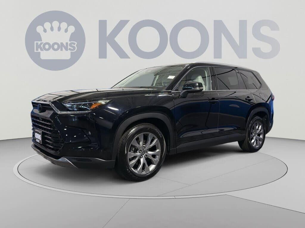2024 Toyota Grand Highlander Limited — photo 1 of 4