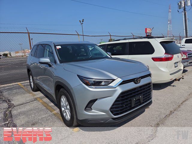 2025 Toyota Grand Highlander XLE — photo 1 of 5