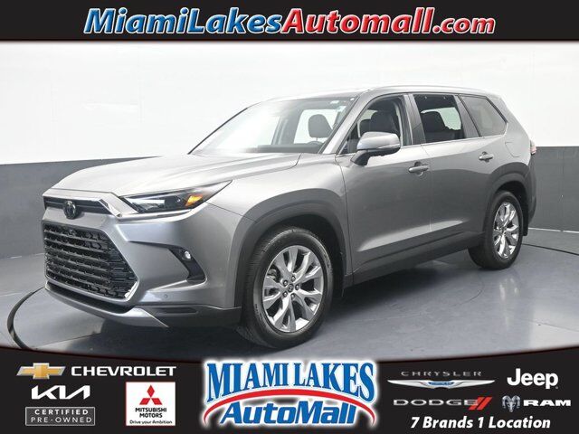 2025 Toyota Grand Highlander Limited — photo 1 of 12