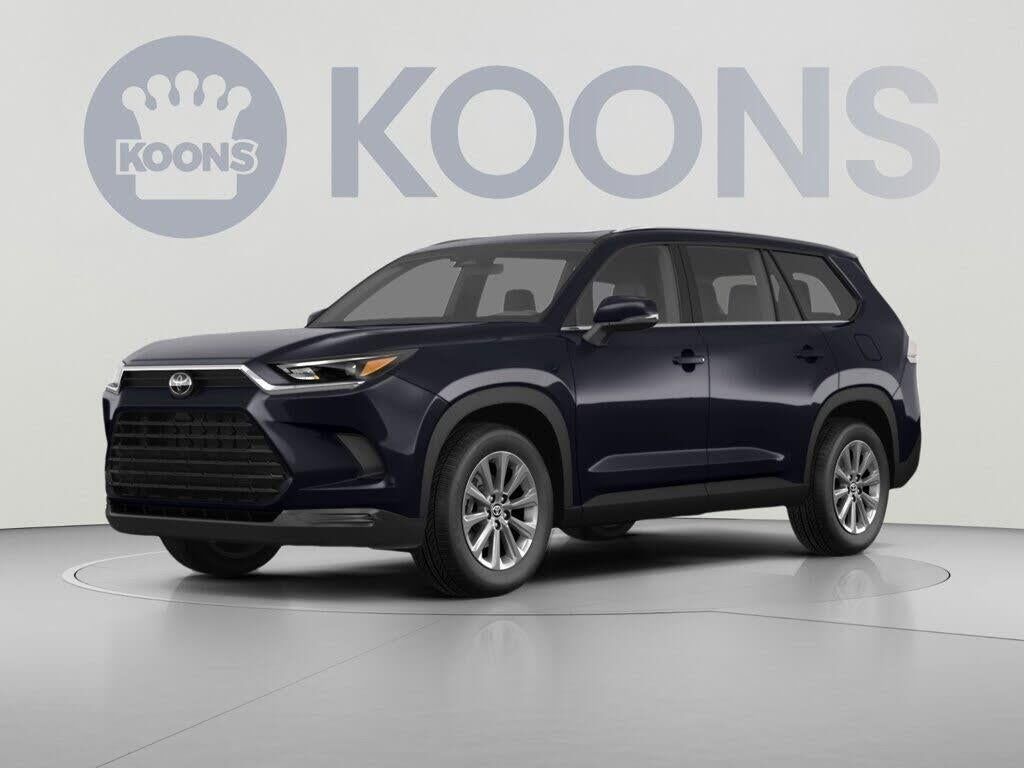 2024 Toyota Grand Highlander XLE — photo 1 of 3