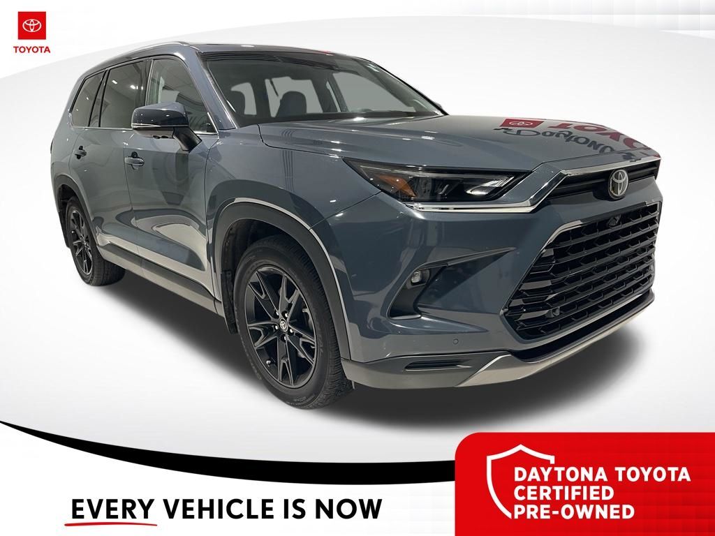 2025 Toyota Grand Highlander Platinum — photo 1 of 13