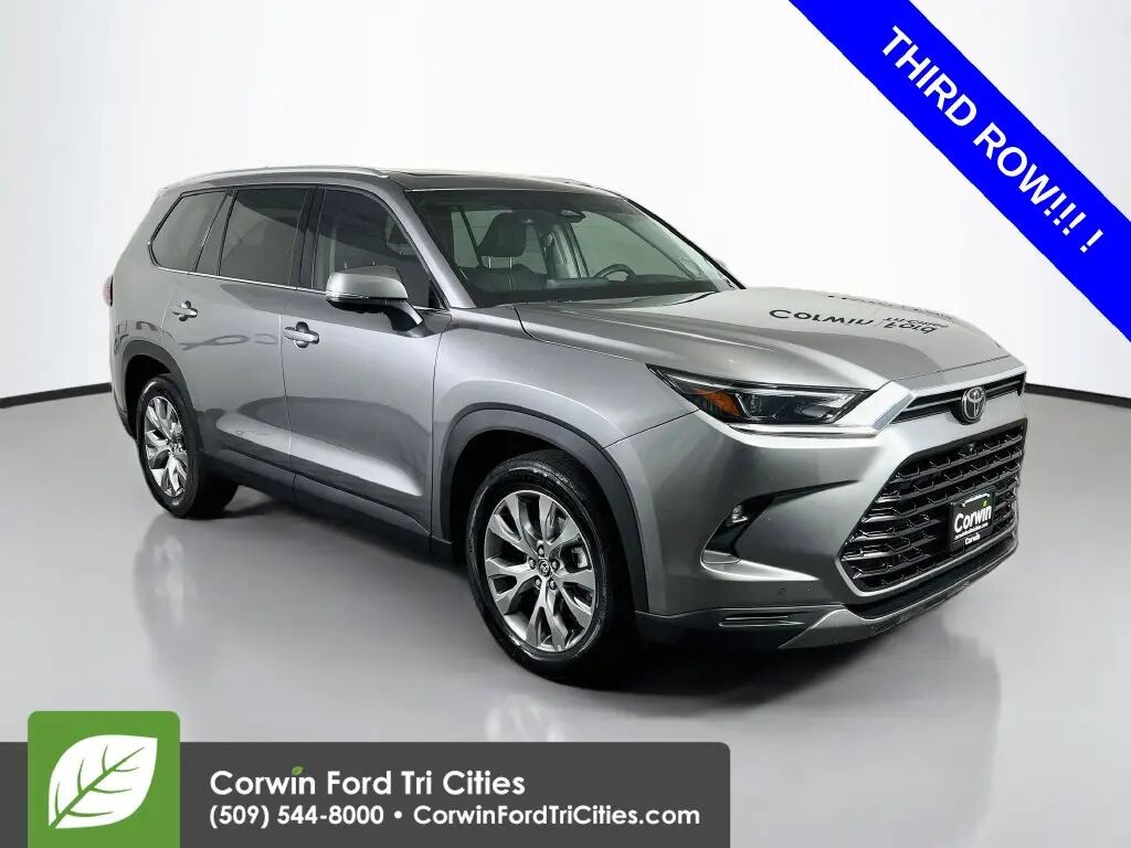 2025 Toyota Grand Highlander Limited — photo 1 of 13