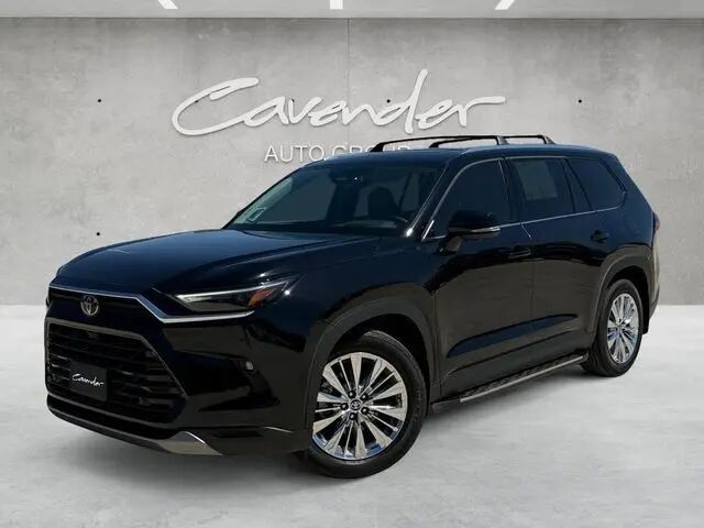 2025 Toyota Grand Highlander Platinum — photo 1 of 25