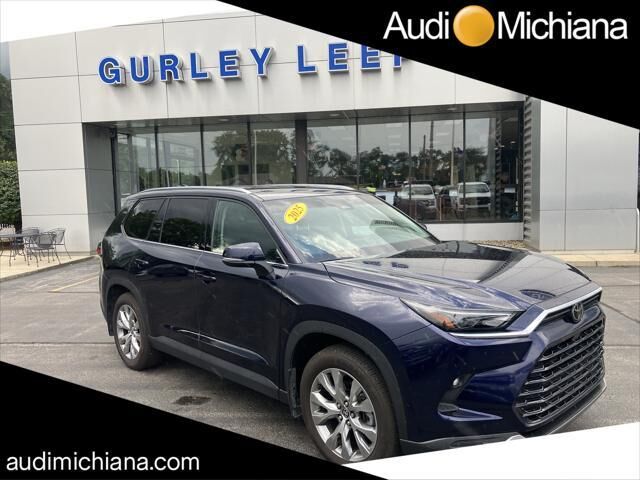 2025 Toyota Grand Highlander Hybrid Limited